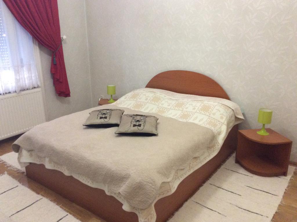 Szundi Szobak Pécs Zewnętrze zdjęcie